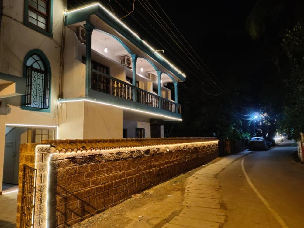 Calangute Beach Rocks Екстер'єр фото